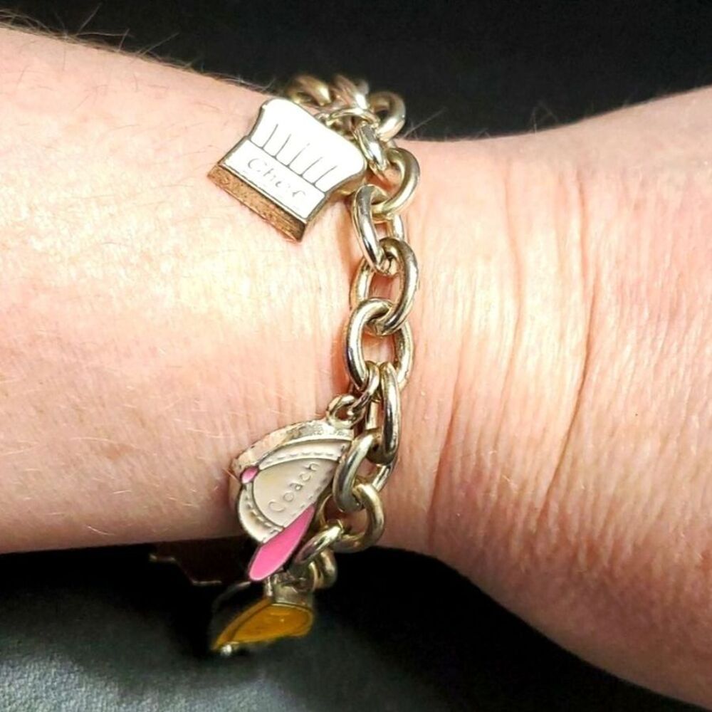 Hallmark silver tone Thanks Mom charm bracelet 7.5-8"